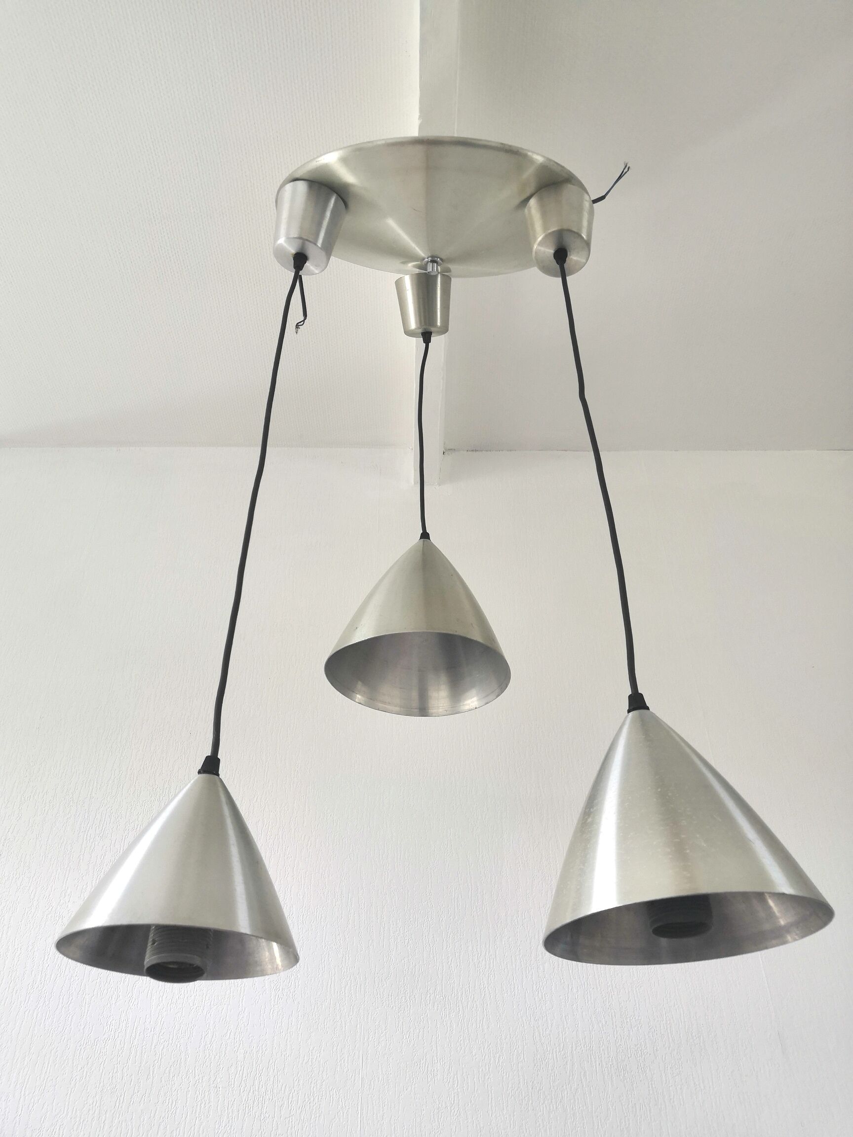 Suspension cascade three lights design 70s