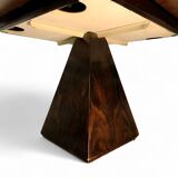 Extendable round table "Chelsea" by Vittorio Introini for Saporiti 1960