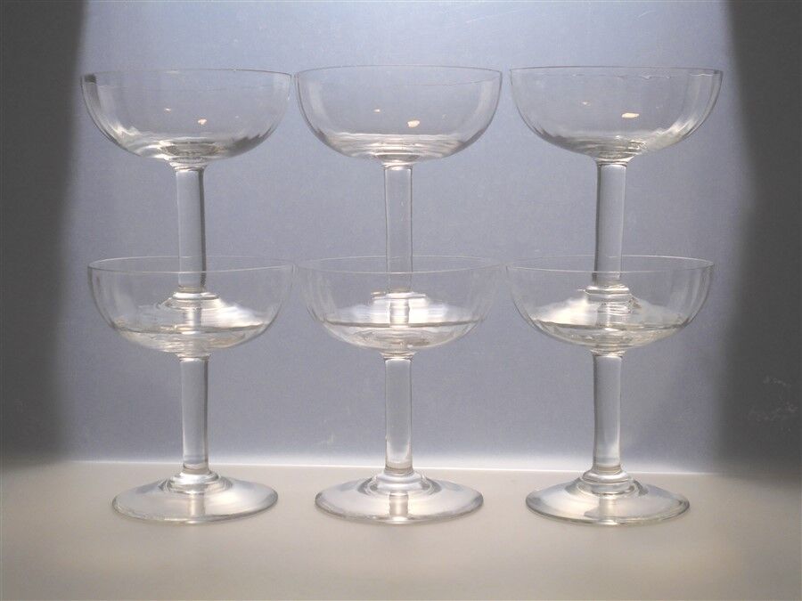 Set of 6 champagne glasses