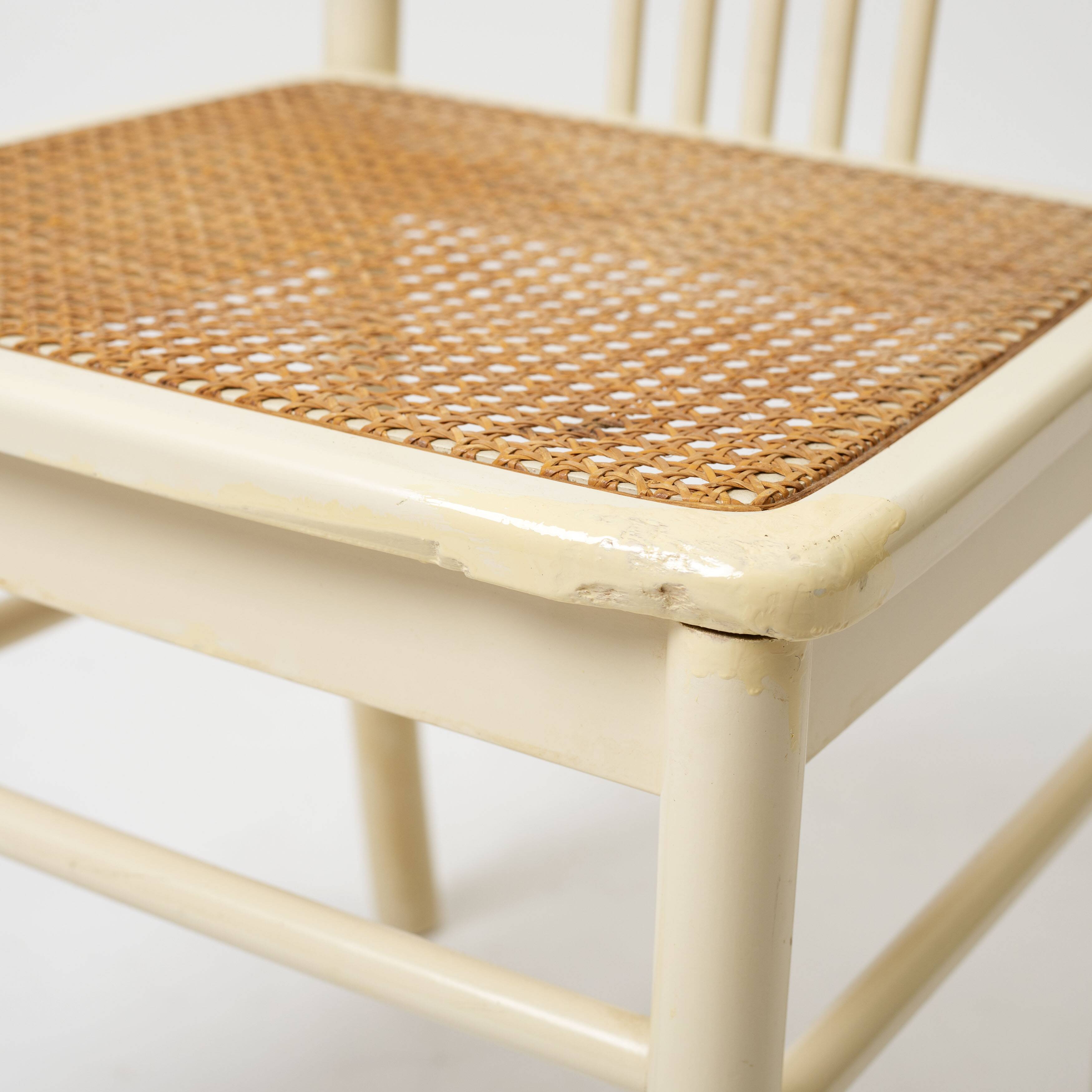 Set of 2 postmodern dining chairs in white painted wood and cane, 1980s