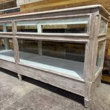 Glass shop counter