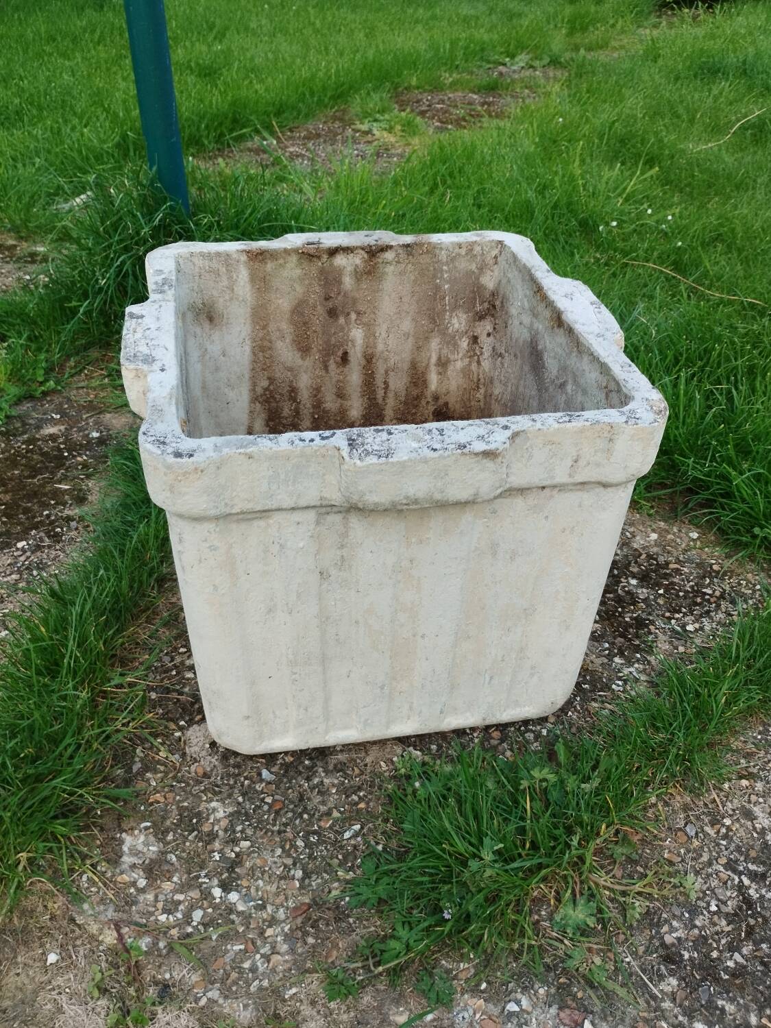 Pair of old Medici planters