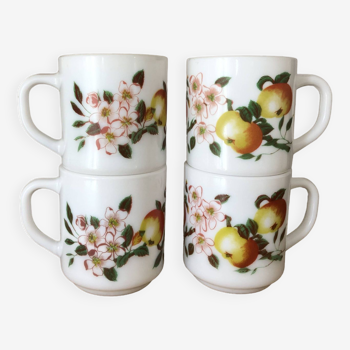 Lot de 4 mugs pommes Arcopal vintage