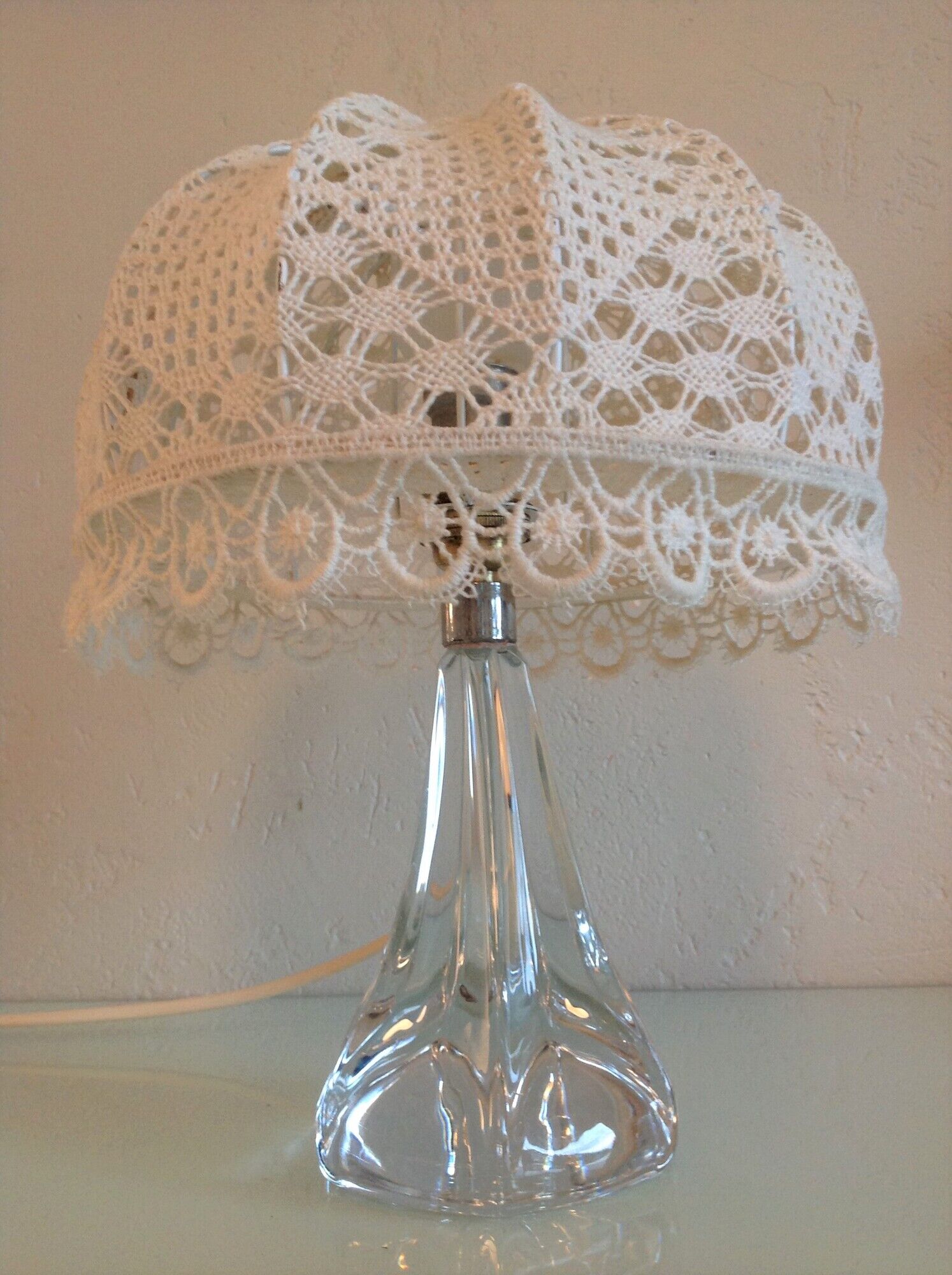 Bedside lamp glass foot and lampshade hook ecru / vintage 60s-70s