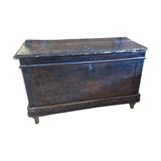 Large wooden chest WXIIIth