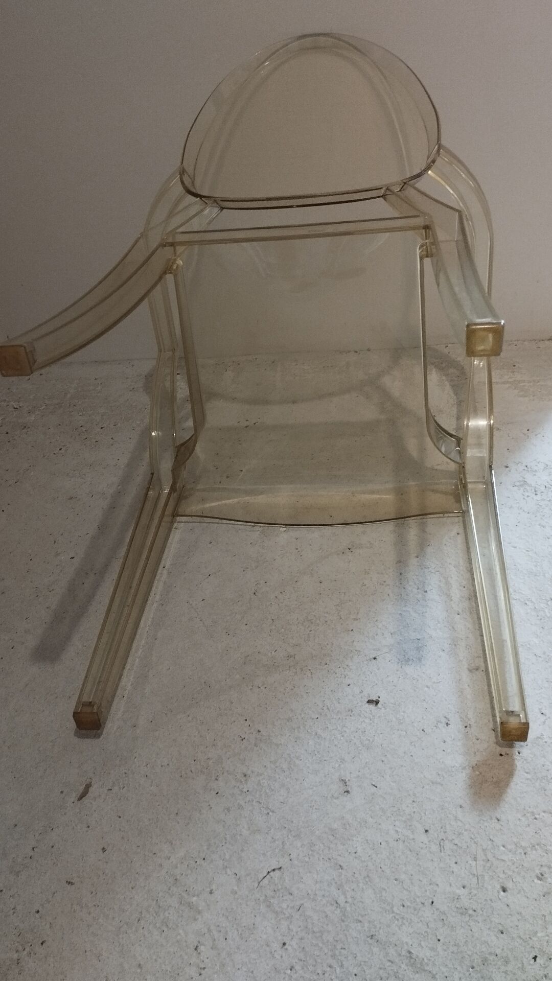 Fauteuil Louis Ghost de Philippe Starck Kartell