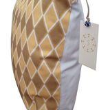 Amber geometric pattern cushion cover - 50 x 50