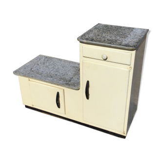 Metal buffet