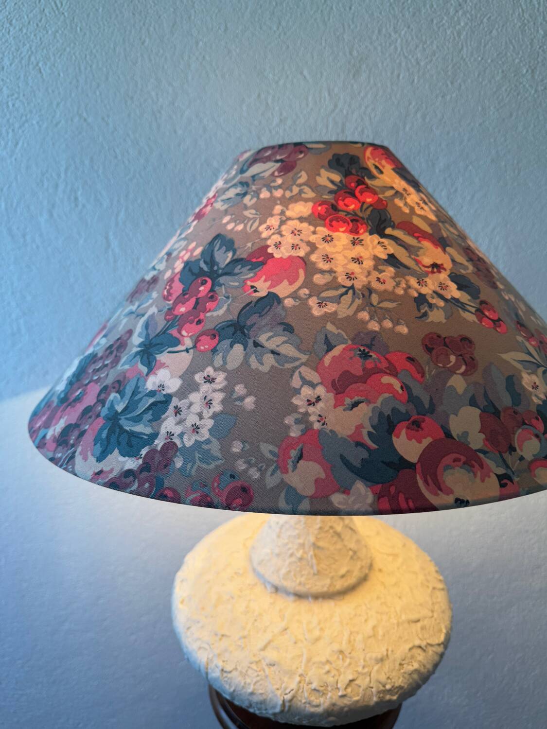 Large ceramic lamp from the 60s