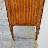 Commode sauteuse Louis XVI en marqueterie 19ème