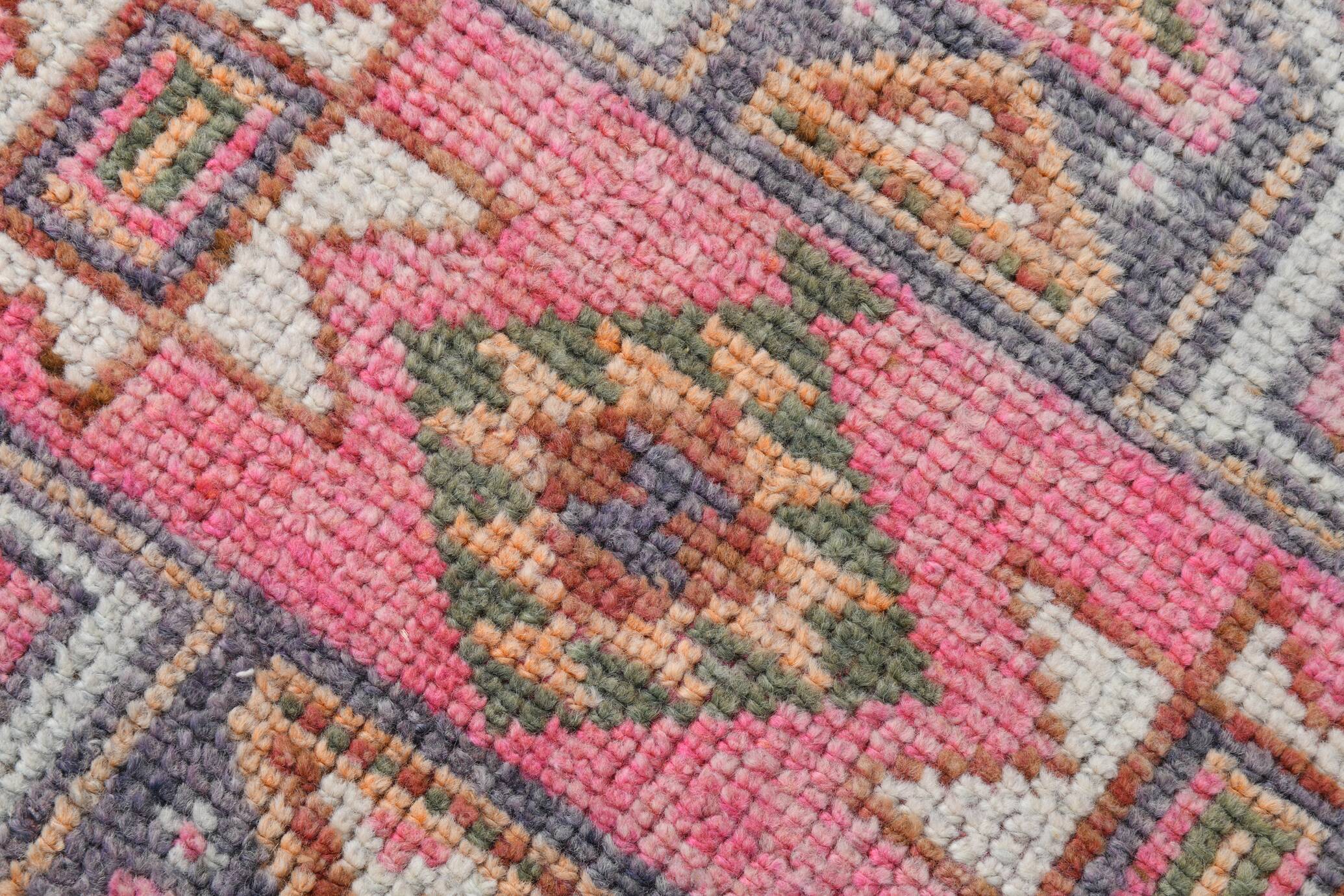 Shades Of Pink Beige Antique Vintage Runner Rug, 89x322Cm