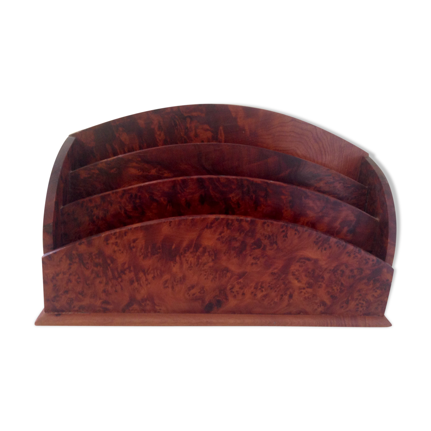 Magnifying glass to elm mail sorter