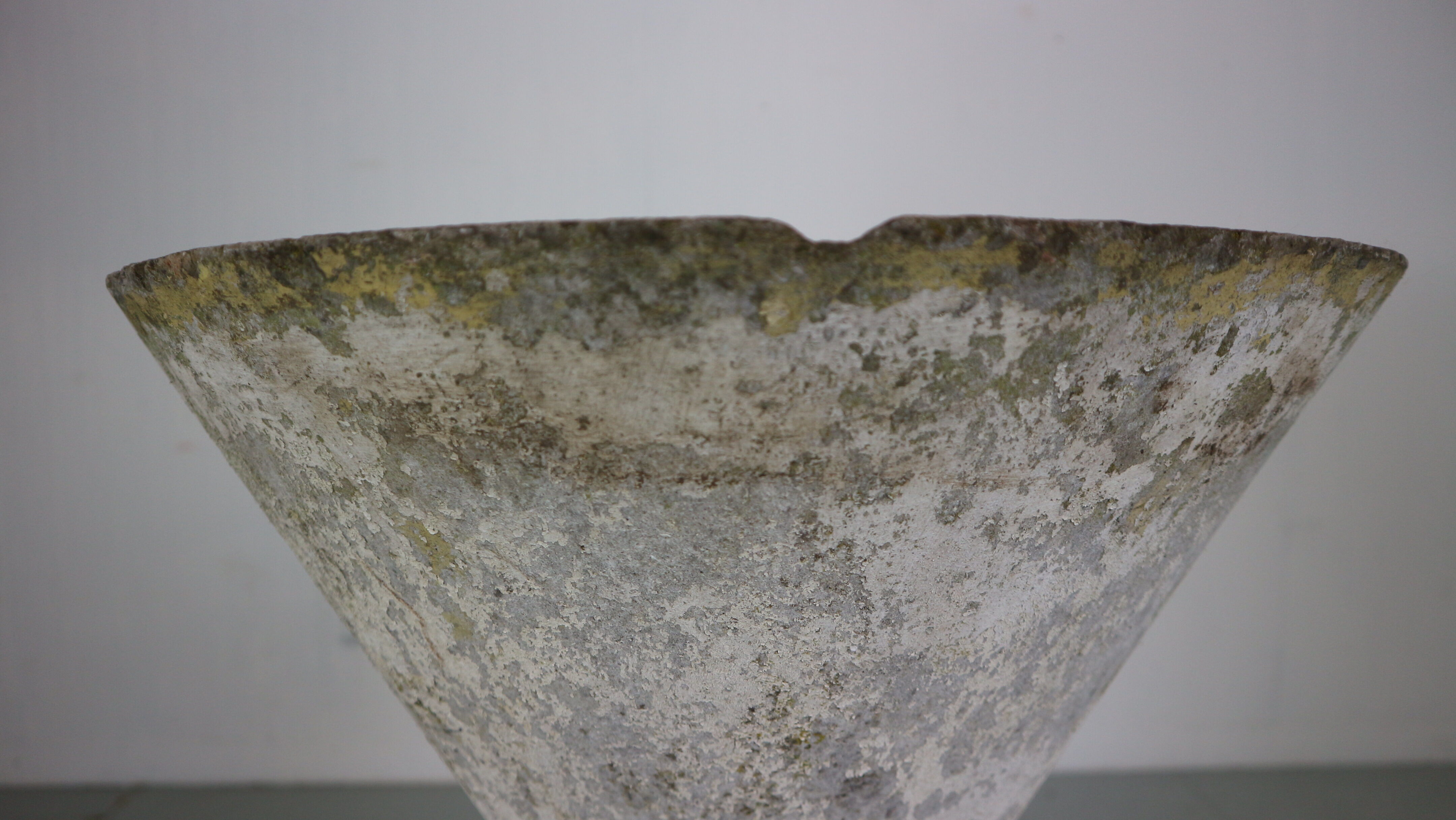 Swiss diabolo planter, Anton bee design assisted by Guhl, 1954