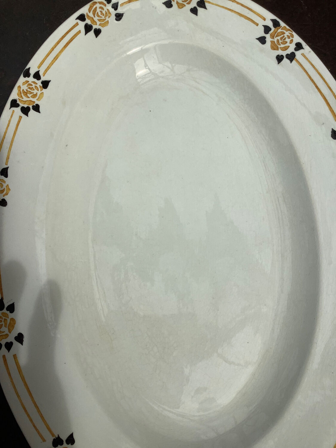 Oval earthenware dish of Onnaing