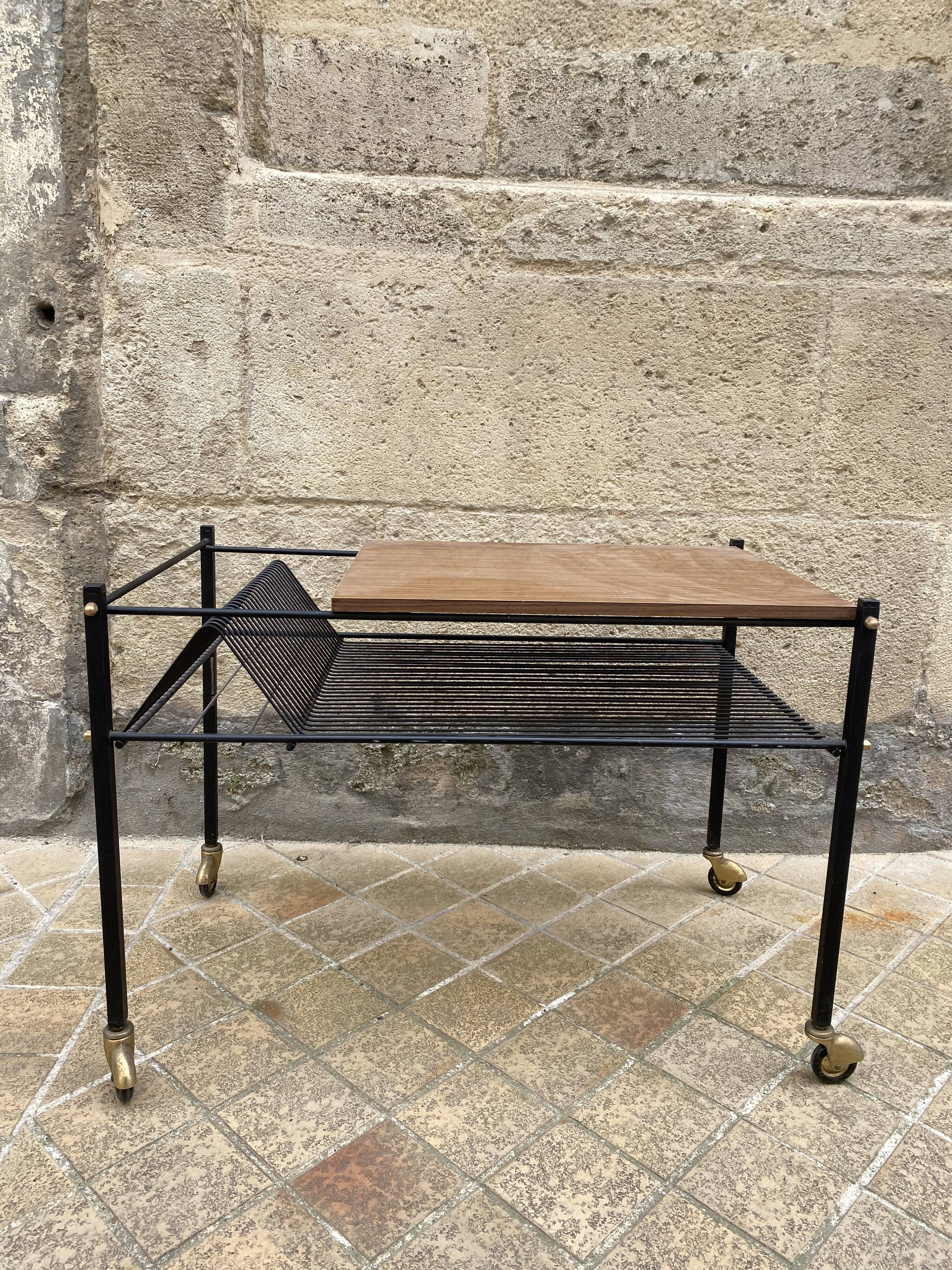 Vinyl row coffee table