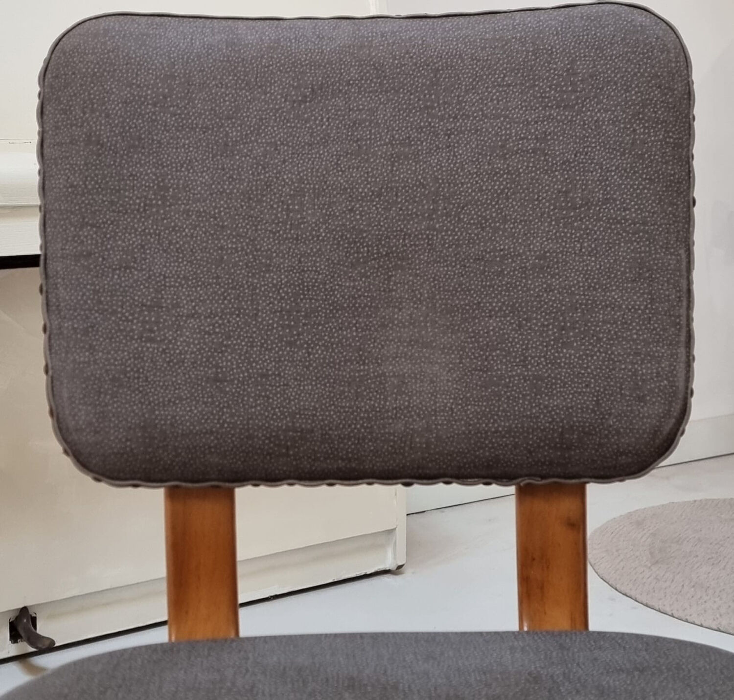 Chaises du milieu du siècle