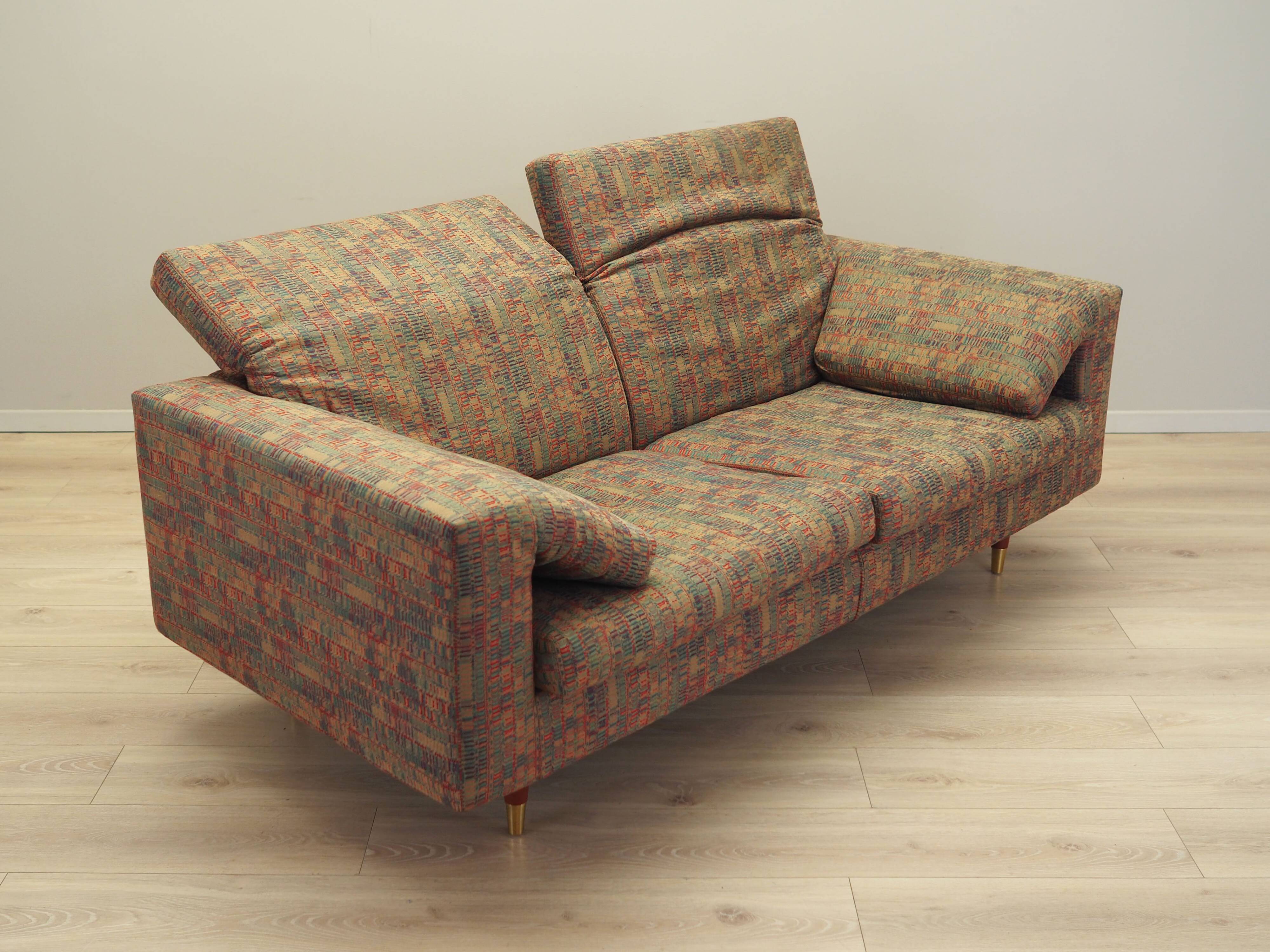 Sofa, Italian design, 1960s, manufacturer: B&B Italia