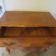 Commode 3 tiroirs style Louis XV en bois massif