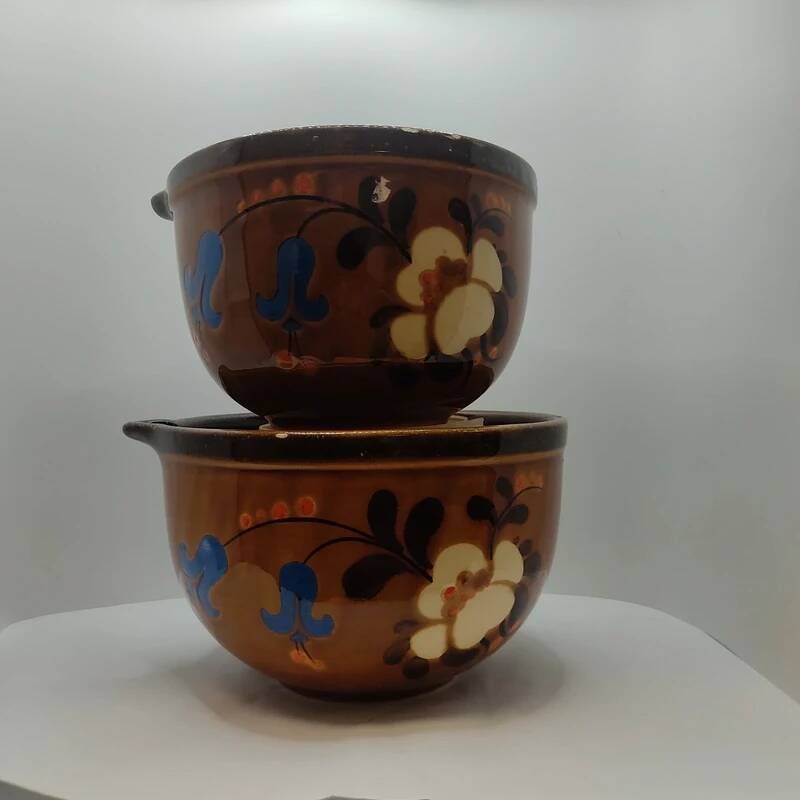 Set of 2 Schramberg SMF Triberg bowls, vintage German ceramic, floral design.