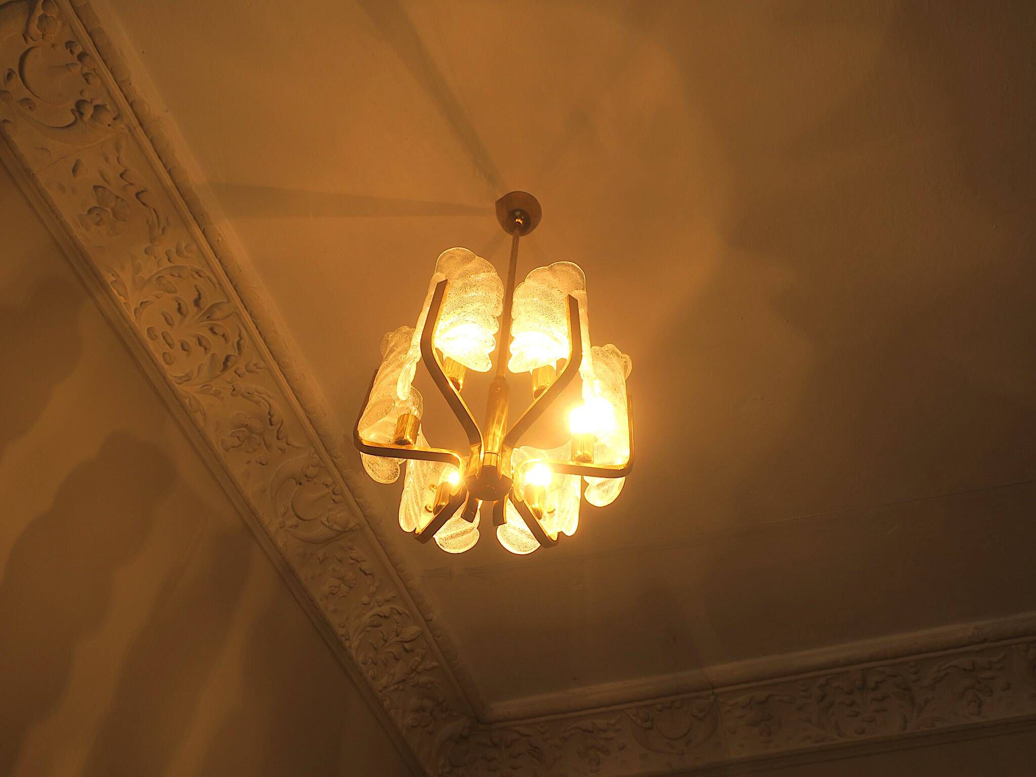 Carl Fagerlund brass and glass acanthus leaf chandelier, Sweden 1960s