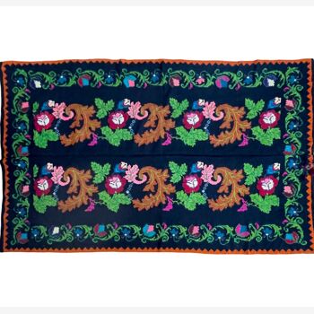 Romanian wool vintage carpet floral design and brown leaves