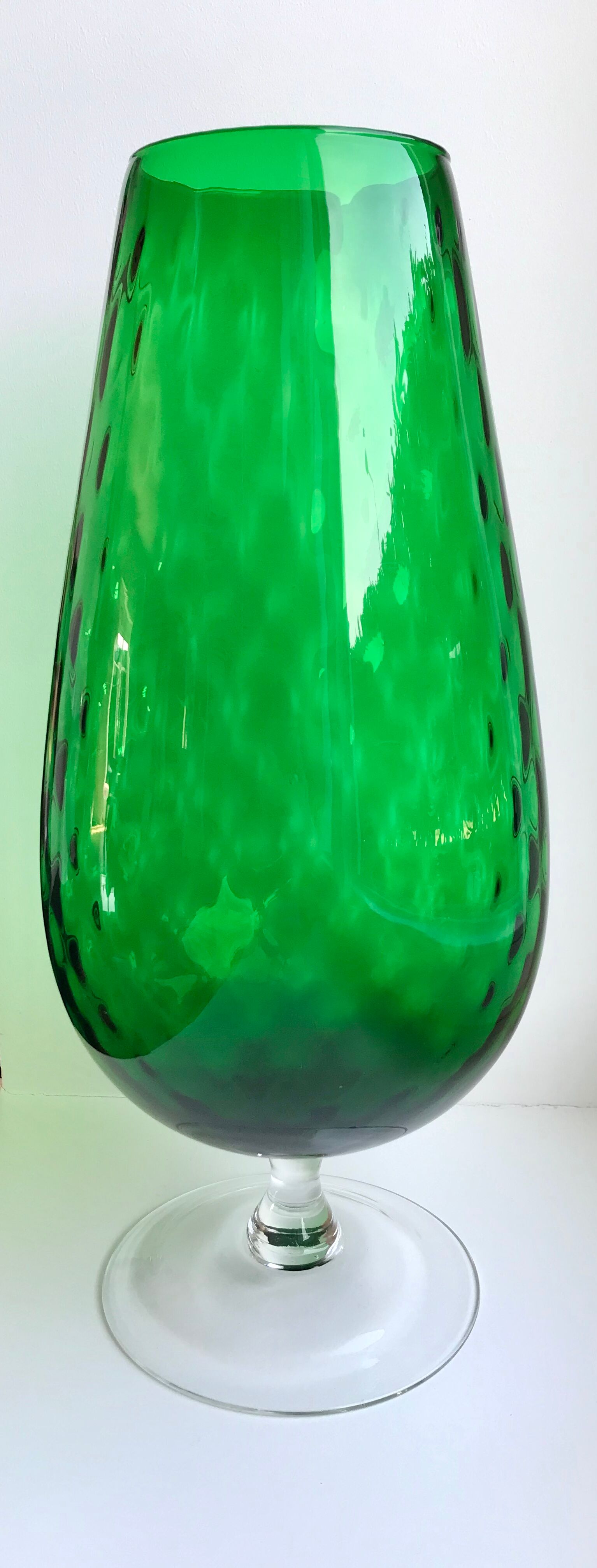 Vase in green Italian glass  70s