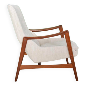 Vintage armchair by Norwegian Peter Wessel from the 1960s