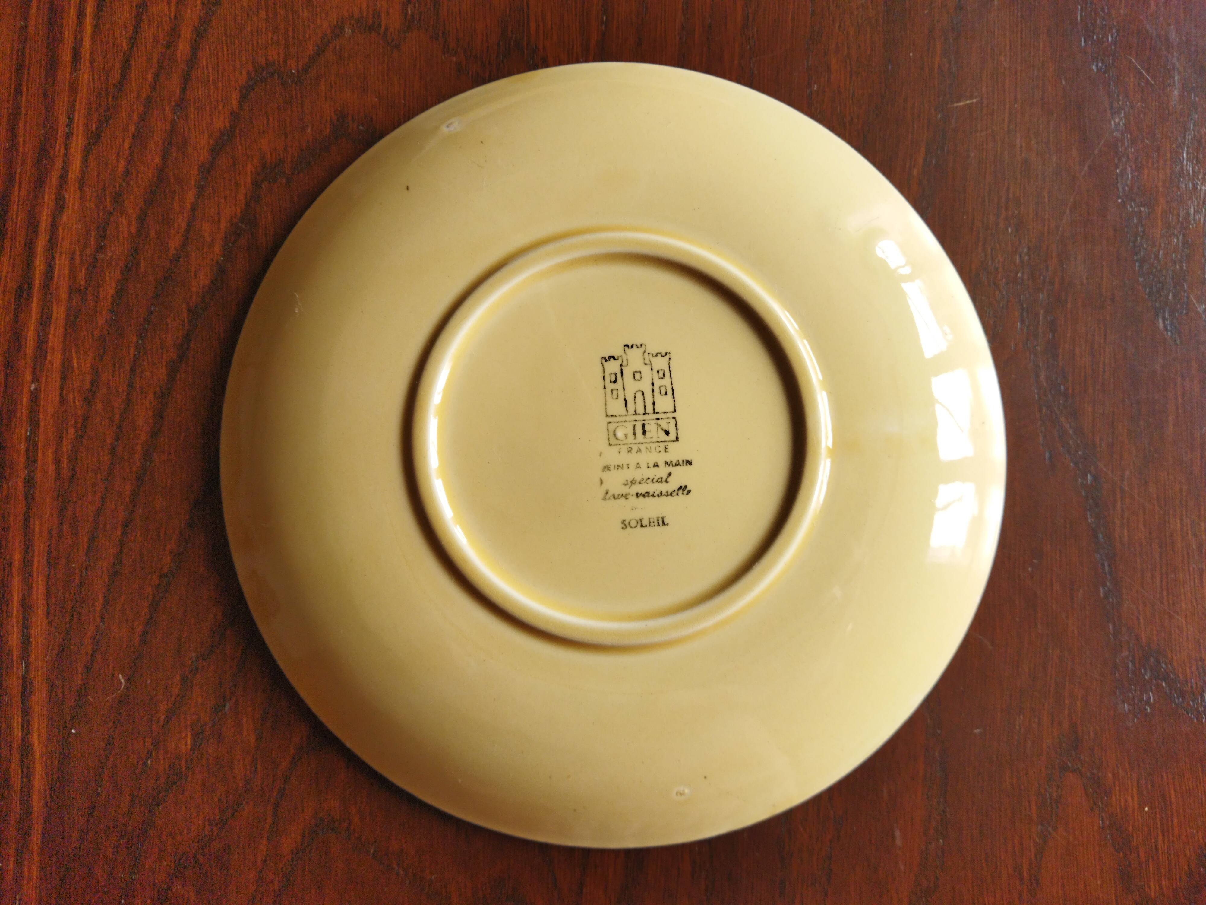 4 Gien “Soleil” dessert plates