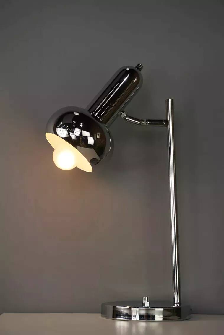 Articulated lamp in chrome metal from the 60s