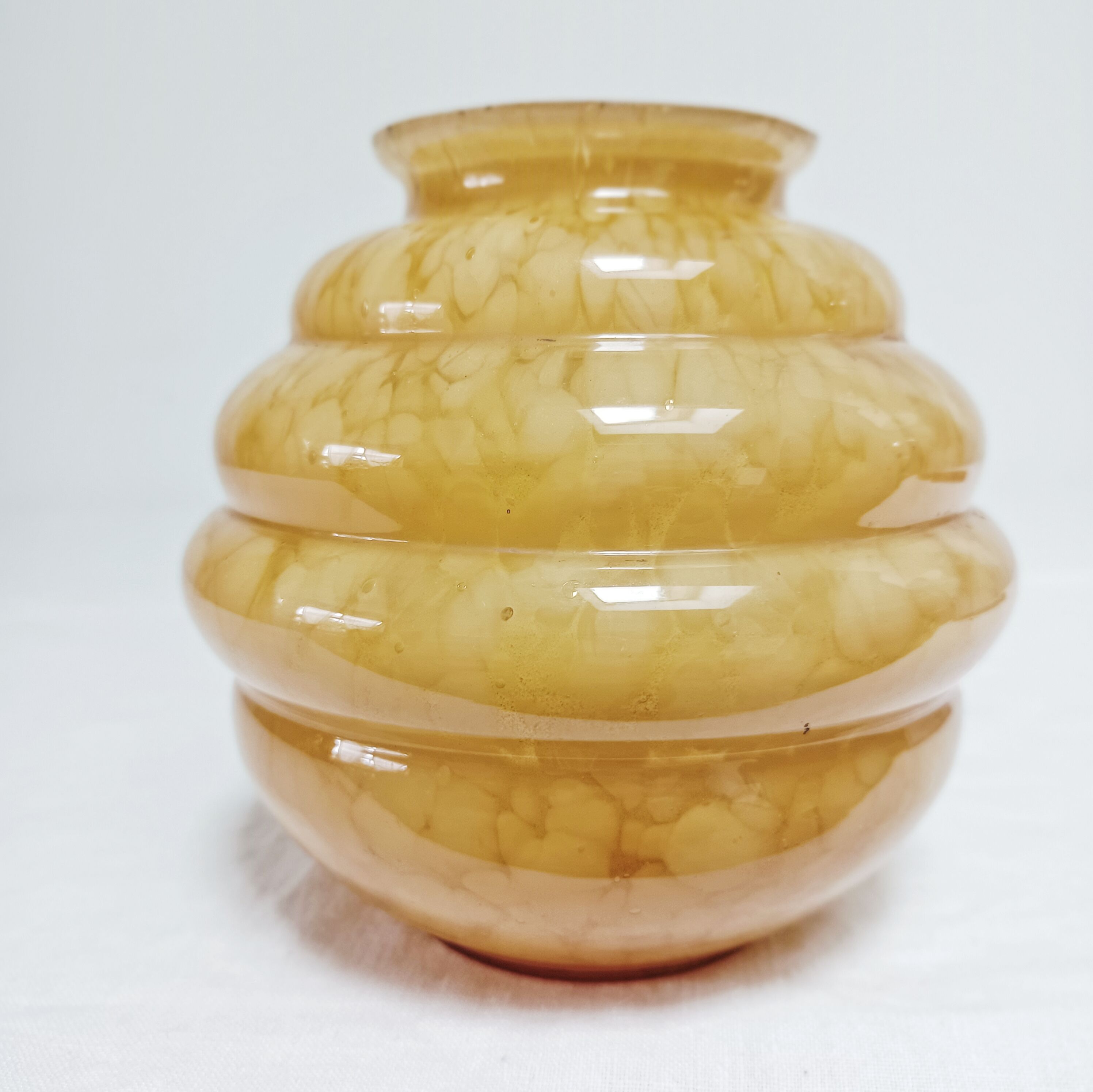 Clichy glass round vase