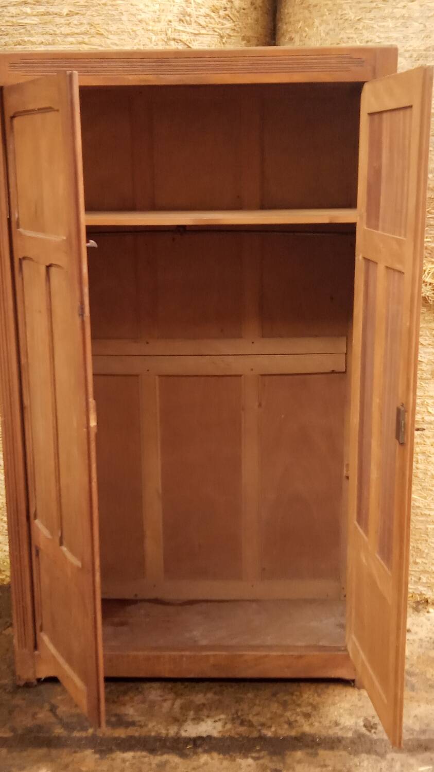 Wardrobe, Parisian wardrobe