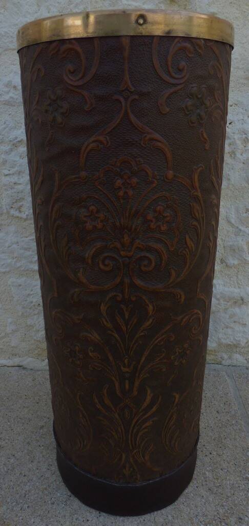 Art deco umbrella stand in boiled cardboard with copper and imitation leather strapping