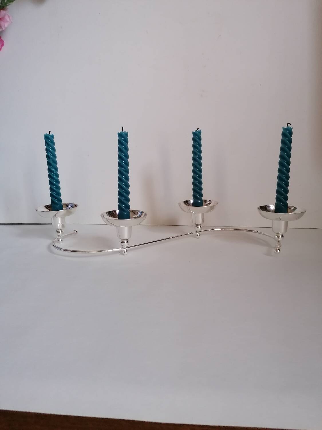4-light silver metal candle holder