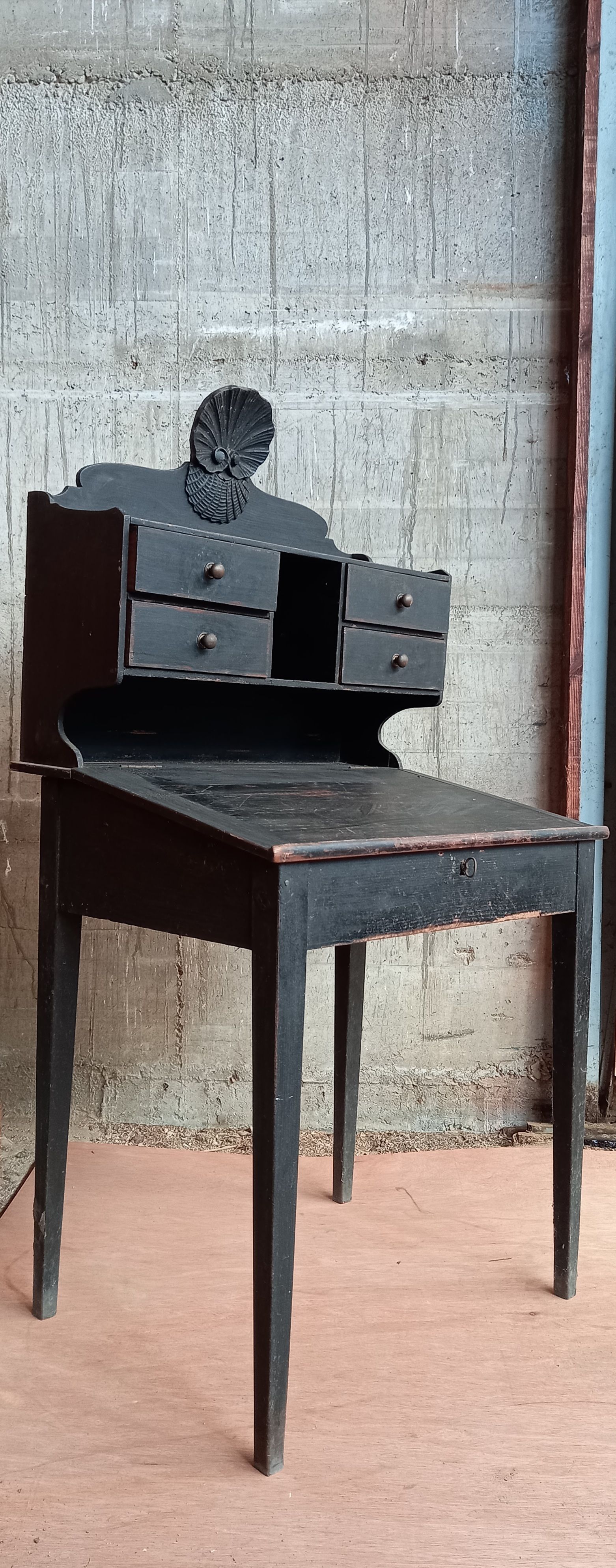19th-century writing desk in pine