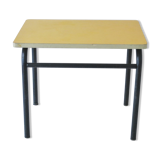Table d'écolier jaune