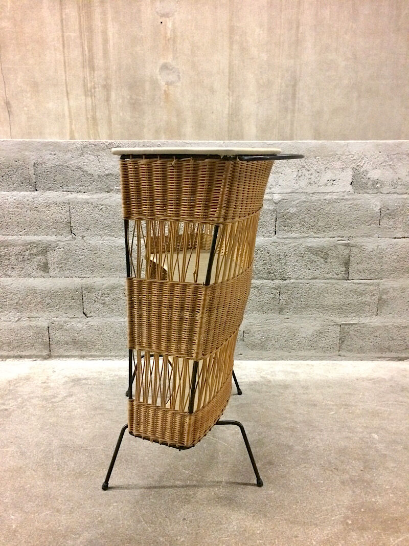 Vintage rattan counter bar