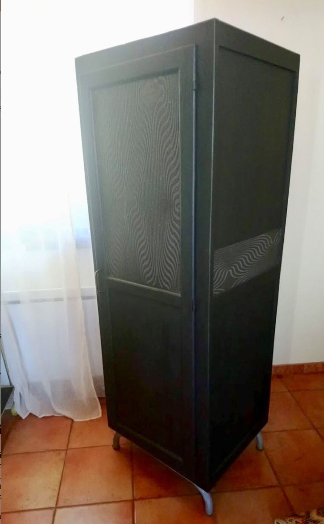 Cabinet vintage