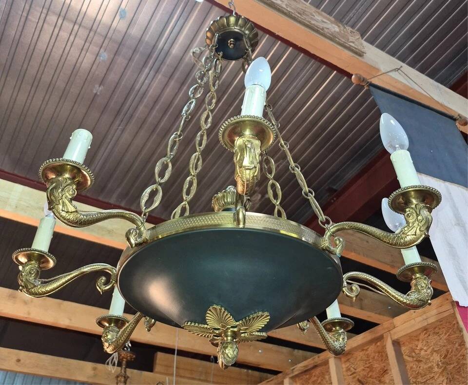 Empire-style chandelier in finely chiselled and gilded bronze