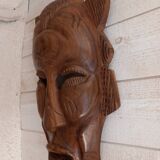 Masque tribal/ africain en bois