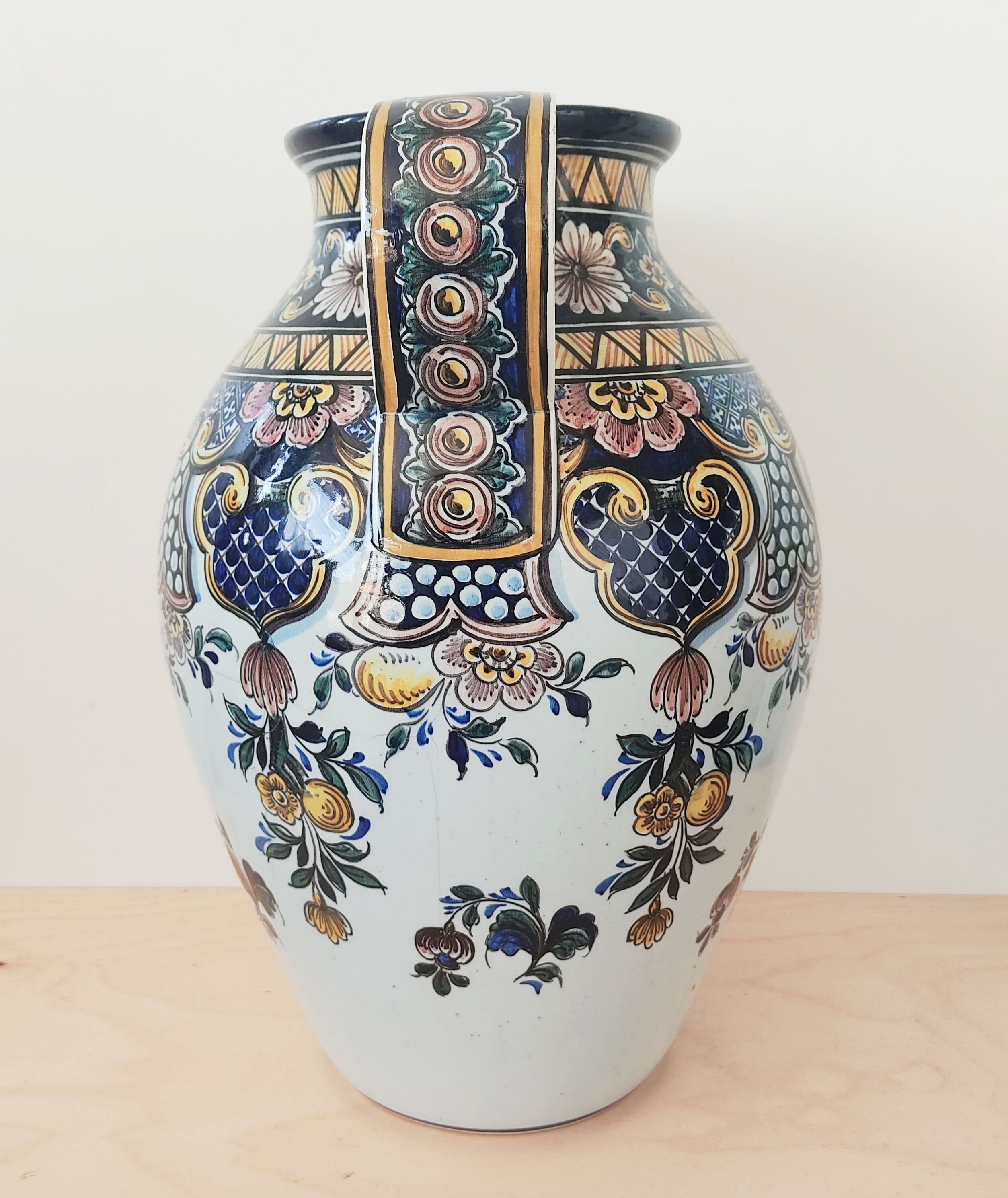 35 cm Portuguese ceramic vase Outeiro Agueda
