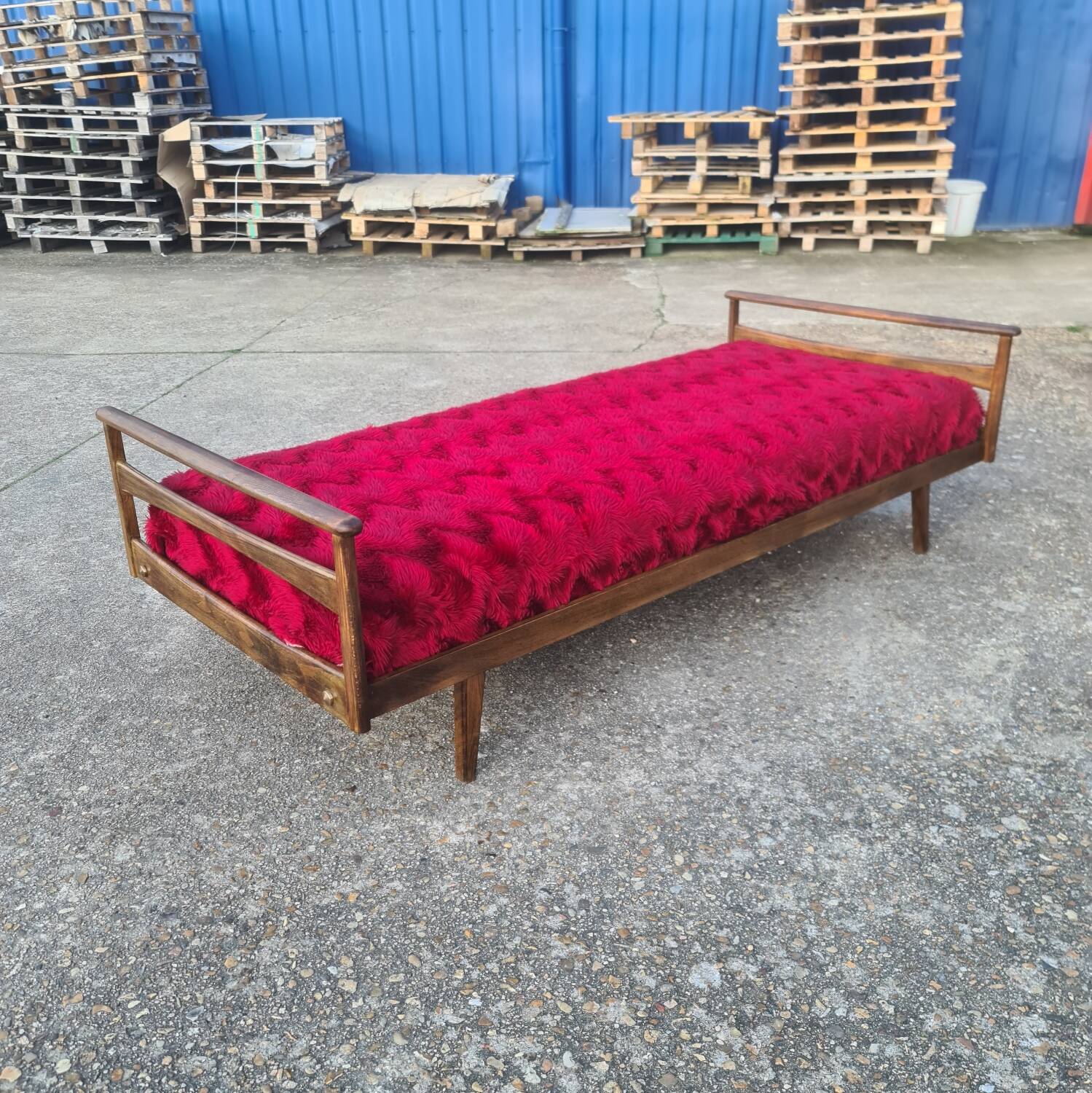 Single bed, Scandinavian teak daybed with compass feet, 1960s