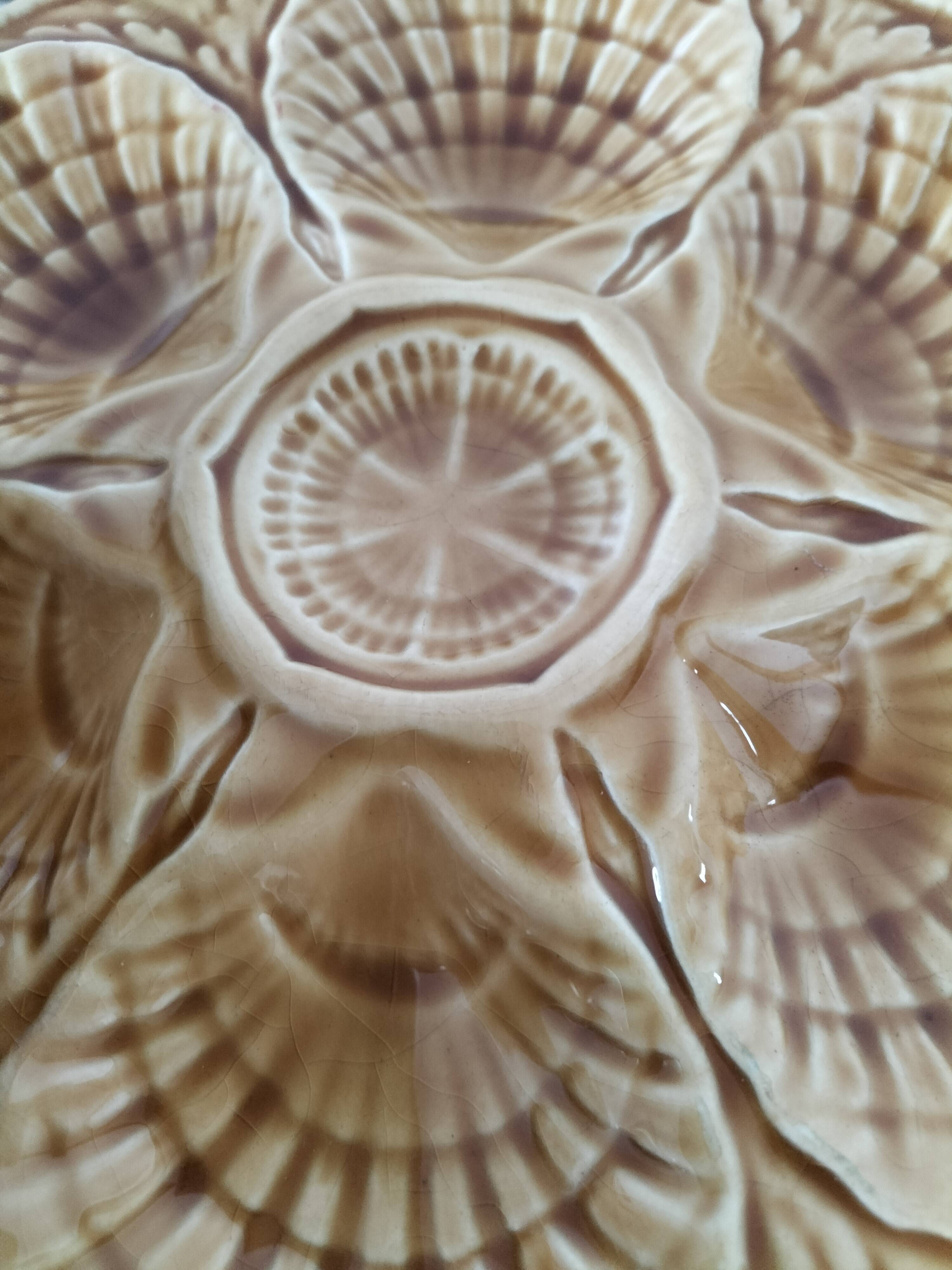 5 Sarreguemines caramel shell plates, 1950s