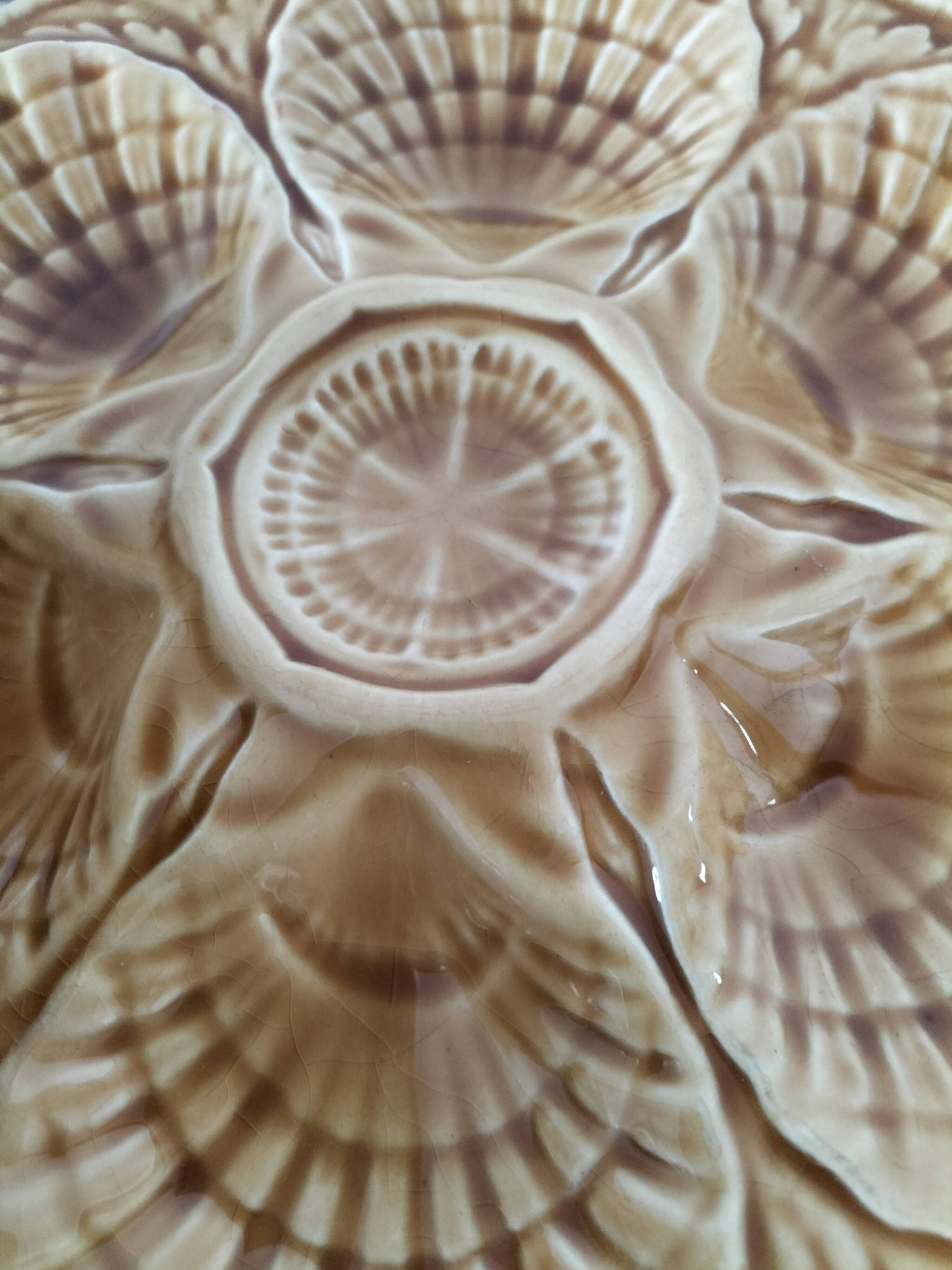 5 Sarreguemines caramel shell plates, 1950s