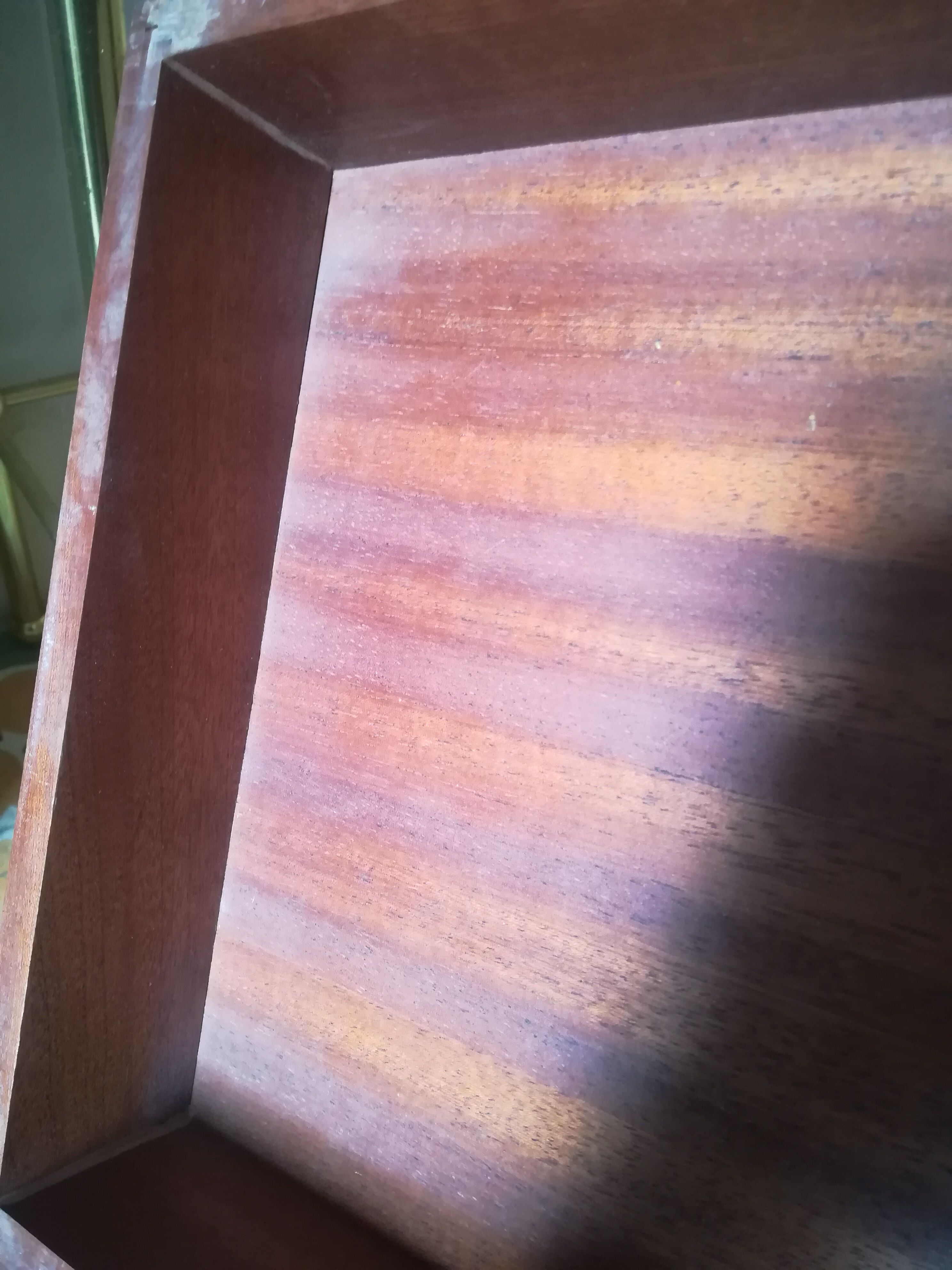 Table d'appoint en laiton et marbre