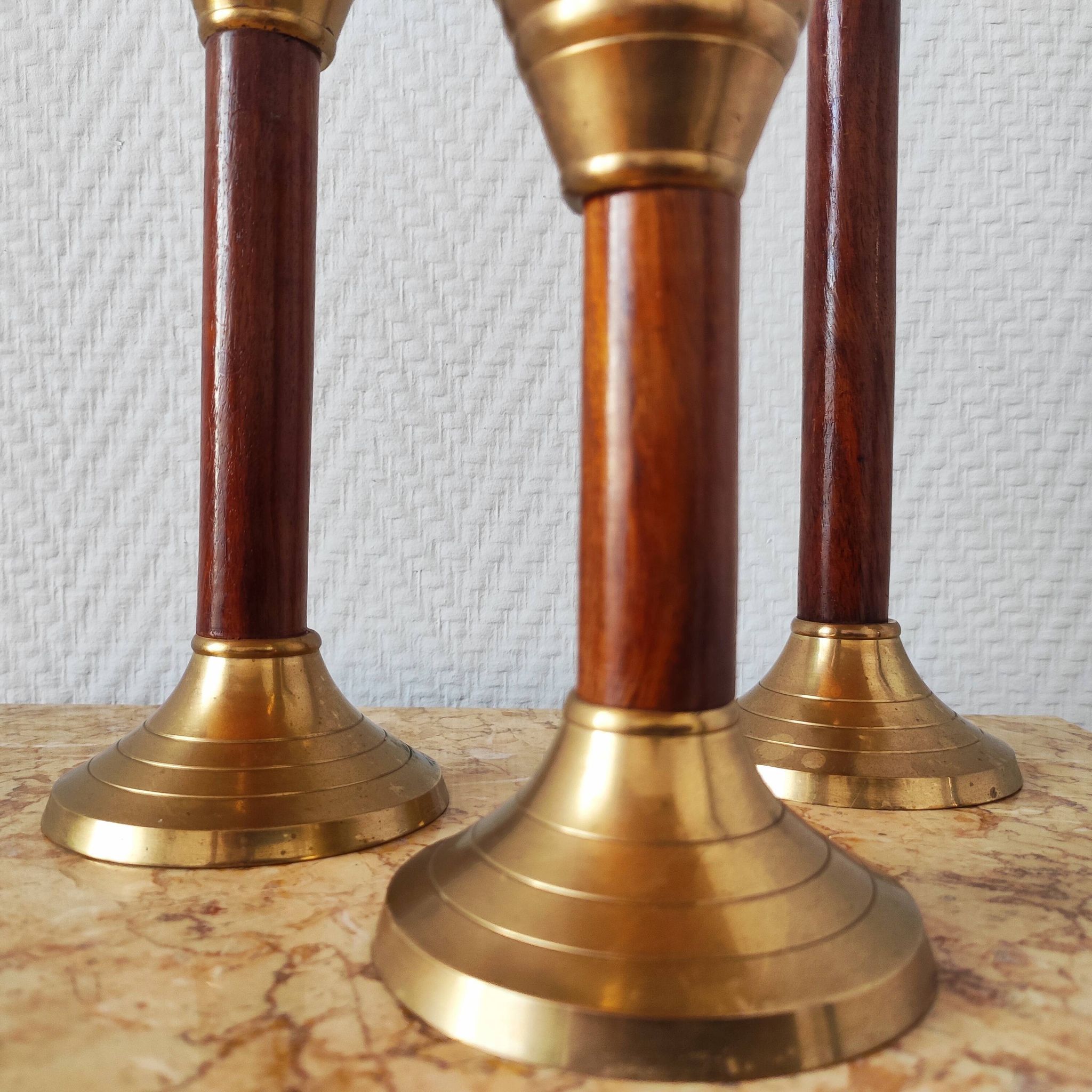 Set de trois bougeoirs vintage bois et laiton