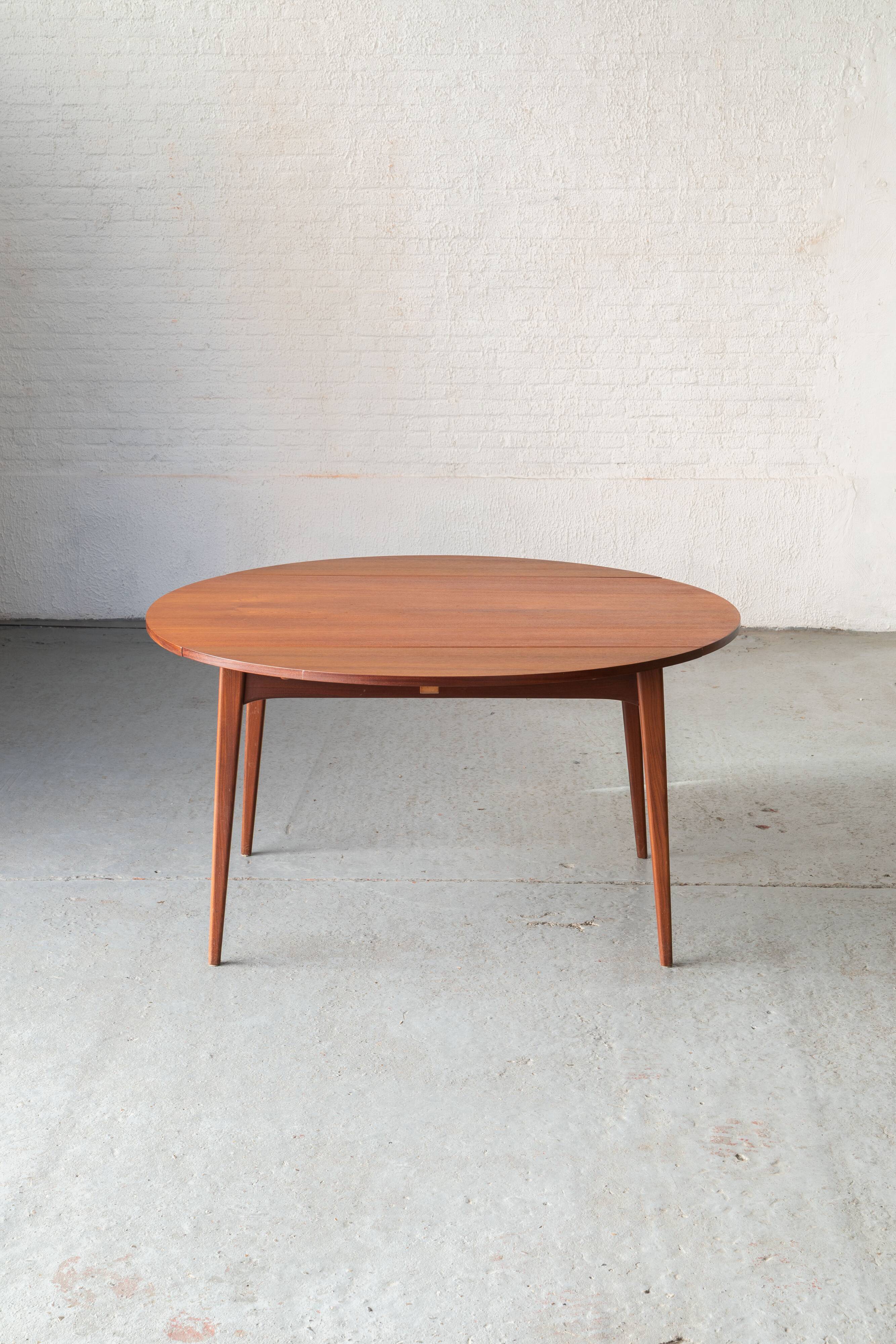 Round dining table by Louis Van Teeffelen for Wébé, 1960's