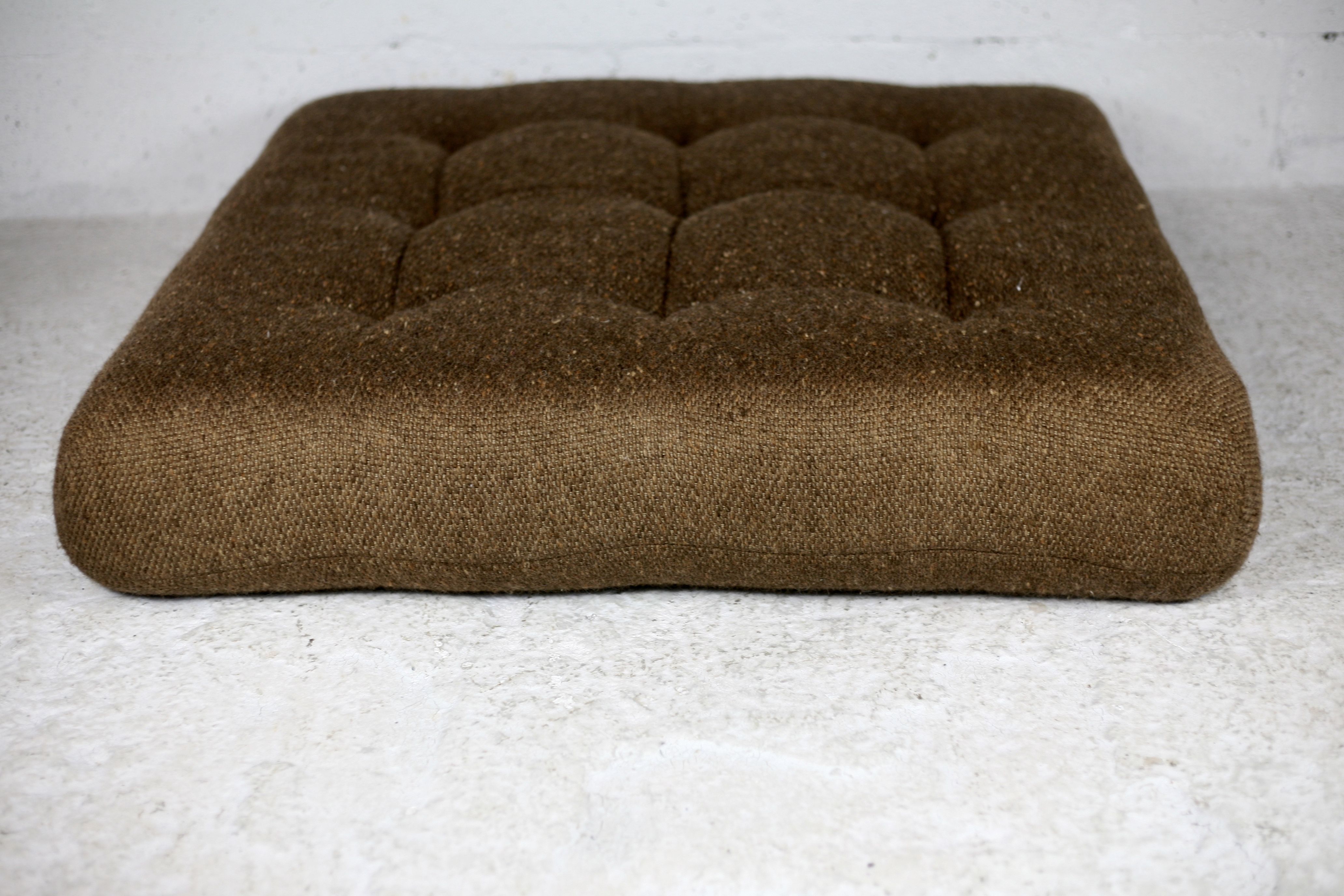 Modular sofa Mah Jong, Hans Hopfer, France, 1971. Roche Bobois Edition.