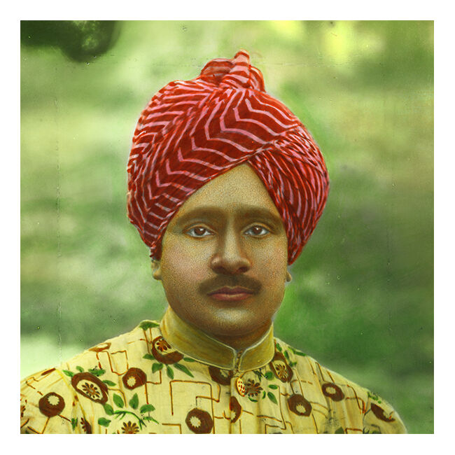 Maharaja on a walk, Rajasthan vers 1920, photopography ancienne colored
