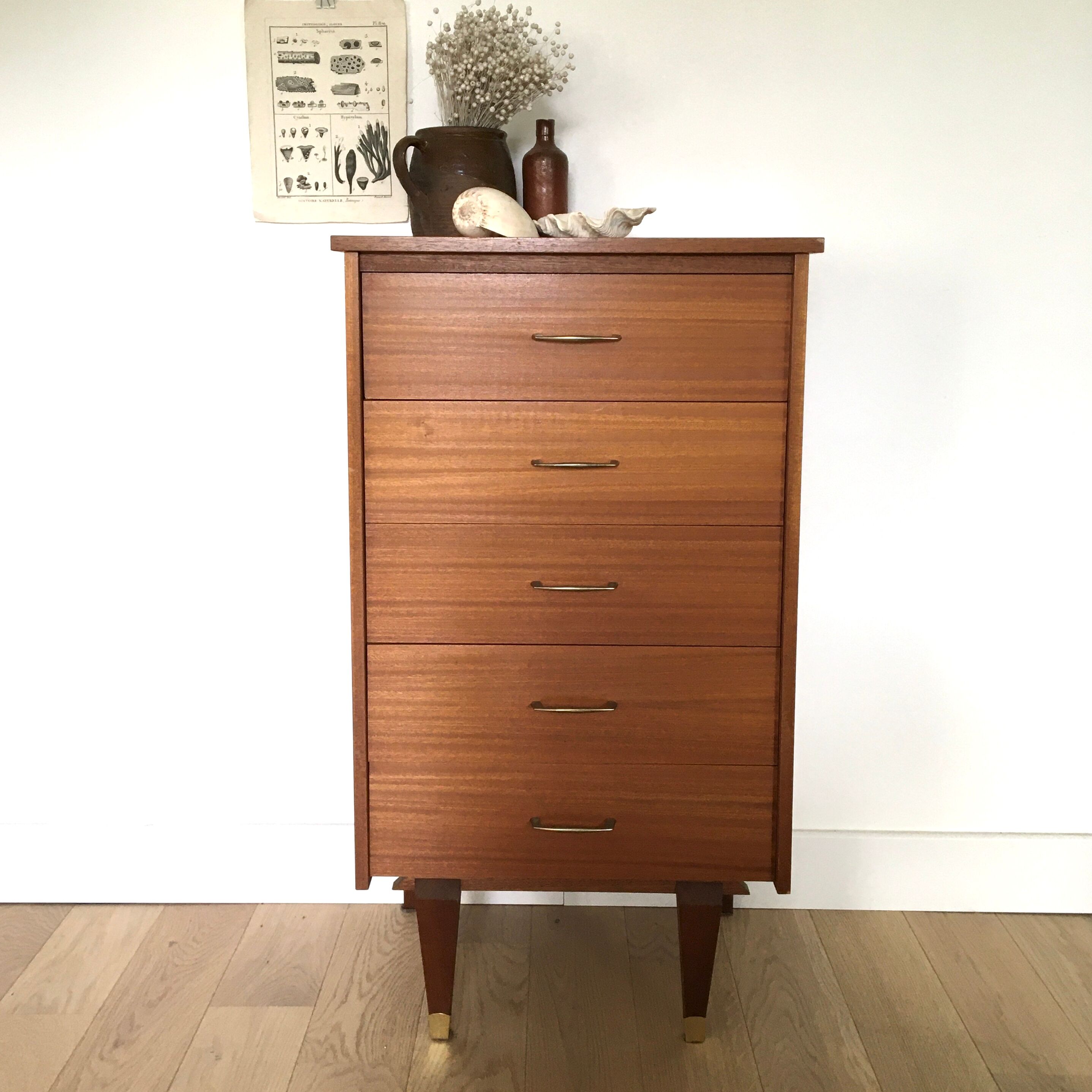 Vintage chest of drawers