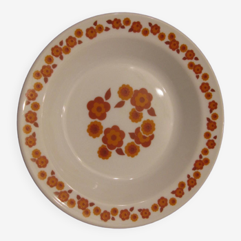 Set of 5 soup plates